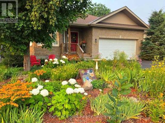 House for sale in Smiths Falls, Eastern Ontario
