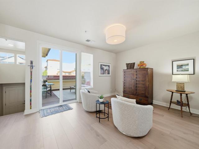 Condo for sale in Windsor, California