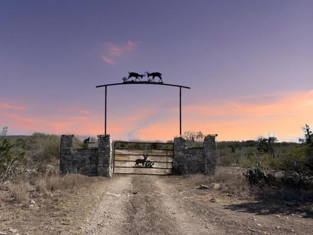 Farm for sale in Kinney, Texas