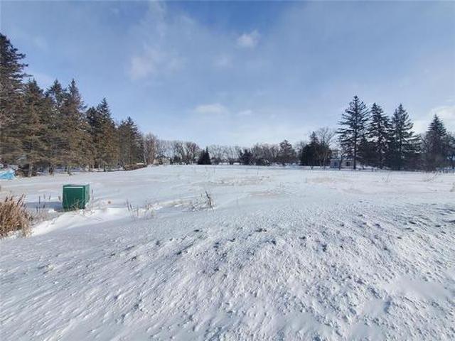 Land for sale in Taché, Manitoba