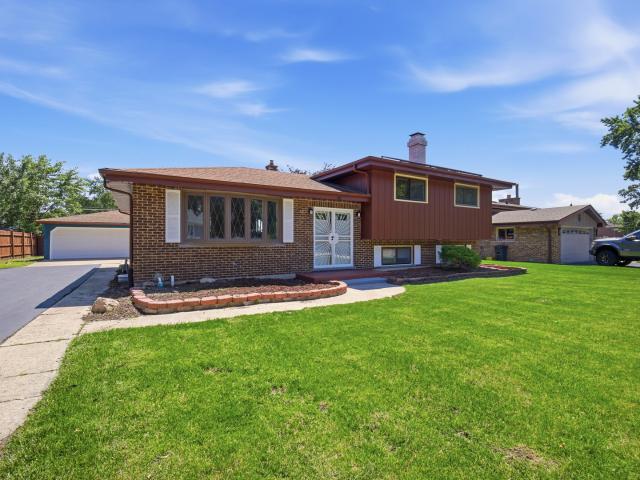House for sale in Wood Dale, Illinois