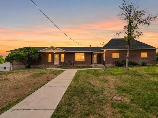 House for sale in Moroni, Utah