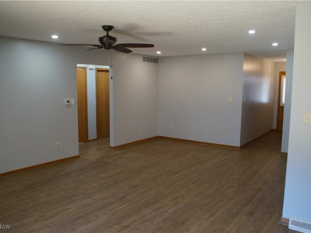 Condo for sale in Wadsworth