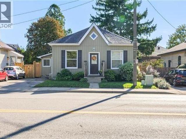 House for sale in Brantford, Southwestern Ontario