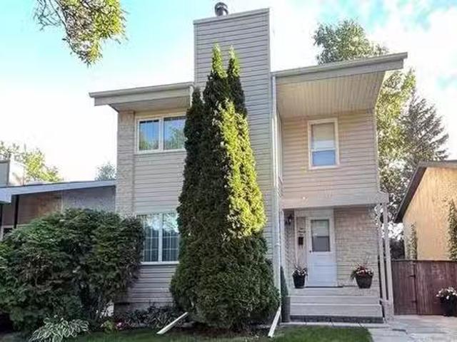 House for sale in East St. Paul, Manitoba