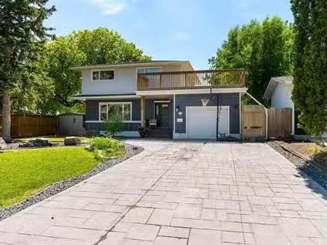House for sale in East St. Paul, Manitoba