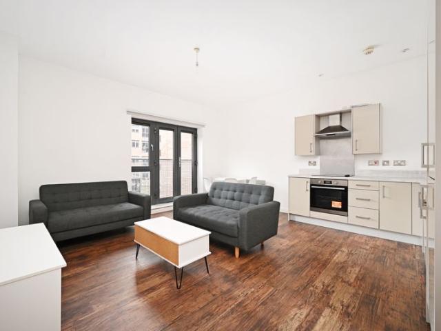 Apartment for rent in Saint Vincent's, Netherthorpe