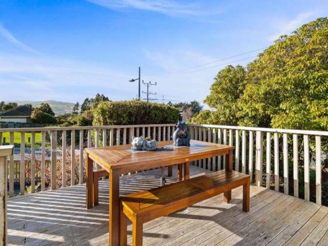 House for sale in Otakou