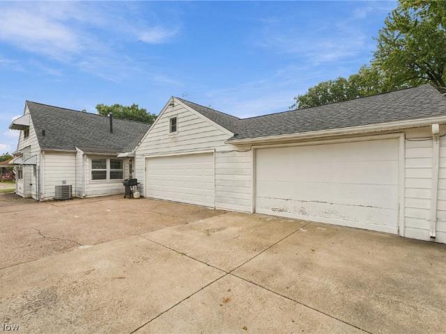 House for sale in Amherst, Ohio