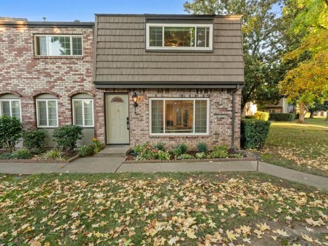 Condo for sale in Rancho Cordova, California