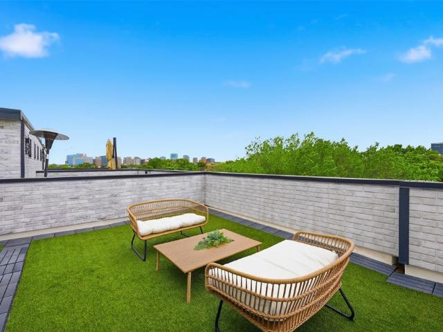 Townhouse for sale in Dallas, Texas