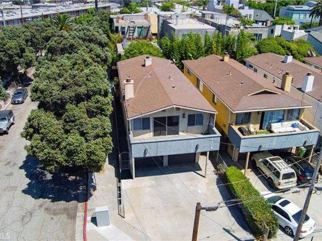 House for sale in Canoga Park, California
