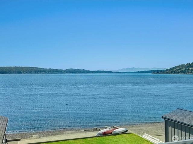 House for sale in University Place, Washington