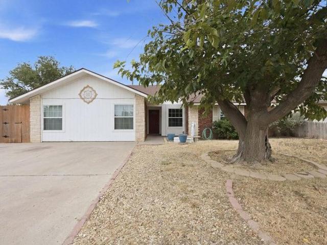 House for sale in Parkway Corners Nissan Addition, Odessa