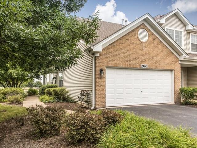 Condo for sale in Naperville, Illinois