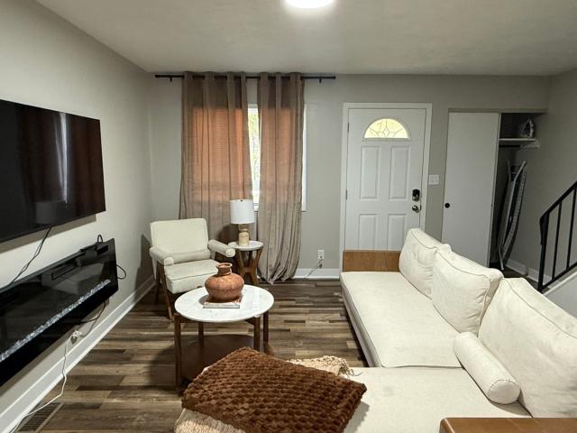 Townhouse for sale in Joliet, Illinois