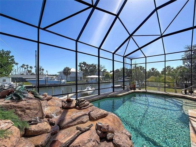 House for sale in Crystal River, Florida