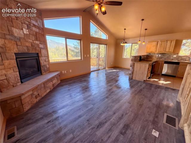 House for sale in Midland, Divide