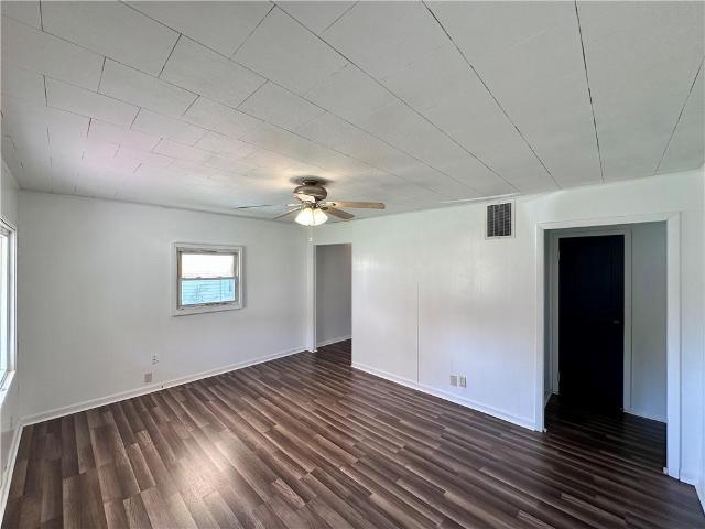 Property for sale in Edinburg, Pennsylvania