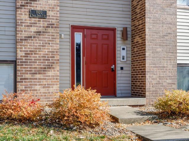Townhouse for sale in Mclean, Illinois