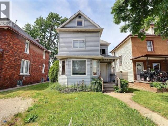 House for sale in RiverWest, Windsor