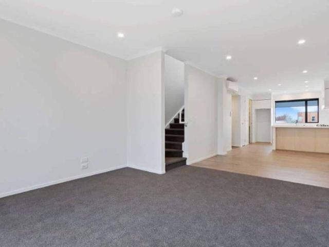 Townhouse for rent in Hamilton, Waikato