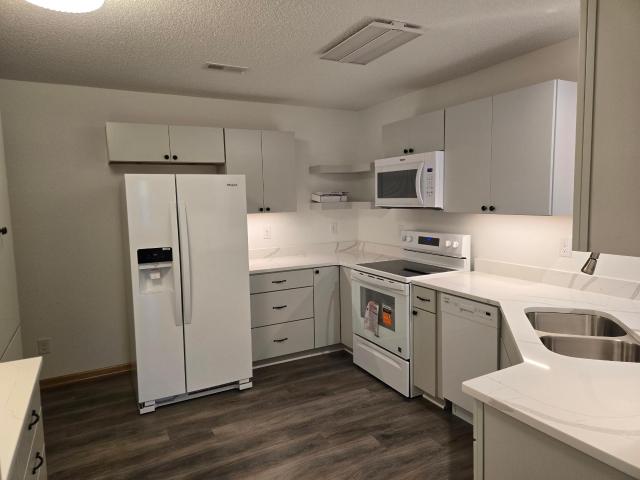Townhouse for sale in Elk River, Sherburne County