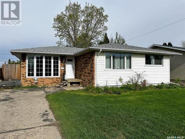 House for sale in North Battleford