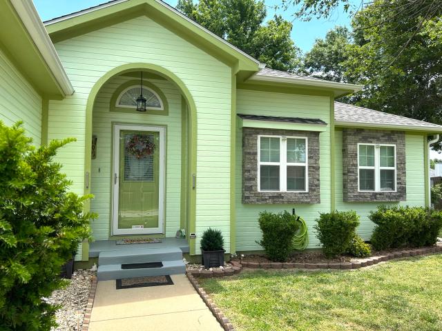 House for sale in Robin Ridge, Webb City