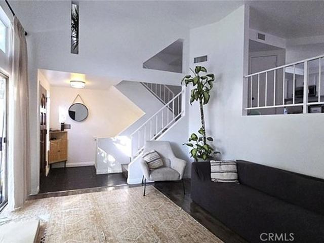 Townhouse for sale in San Fernando, California