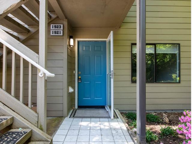 Condo for sale in Eugene