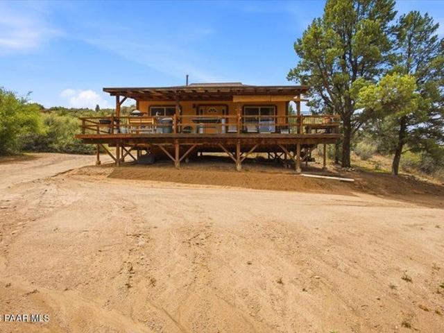 House for sale in Skull Valley, Arizona