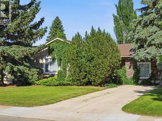 House for sale in Saskatoon, Saskatchewan
