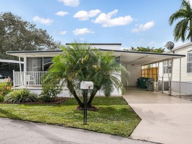 House for sale in Davie, Florida
