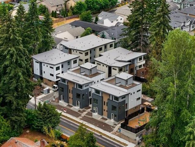Townhouse for sale in Kenmore, Washington