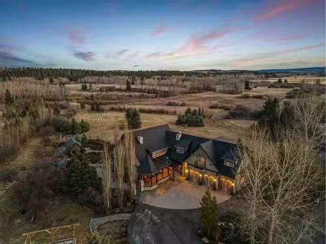 House for sale in Alberta