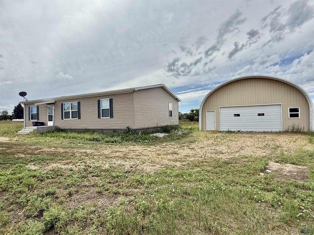 House for sale in Belle Fourche, Butte County