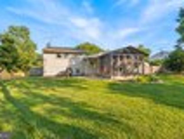 House for sale in Dickerson, Maryland