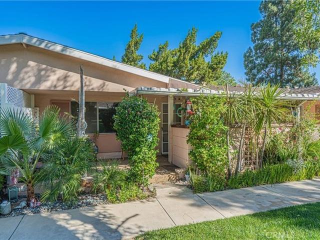 Condo for sale in Newhall, Santa Clarita