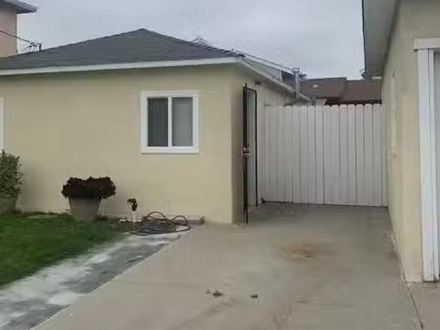 House for rent in Downey