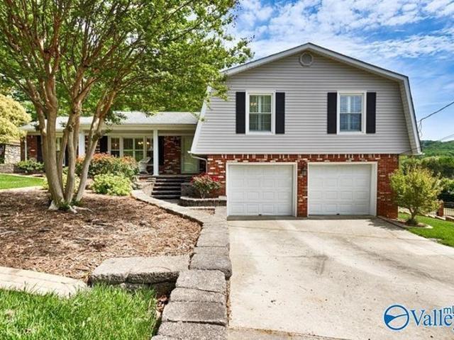 House for sale in Huntsville, Alabama