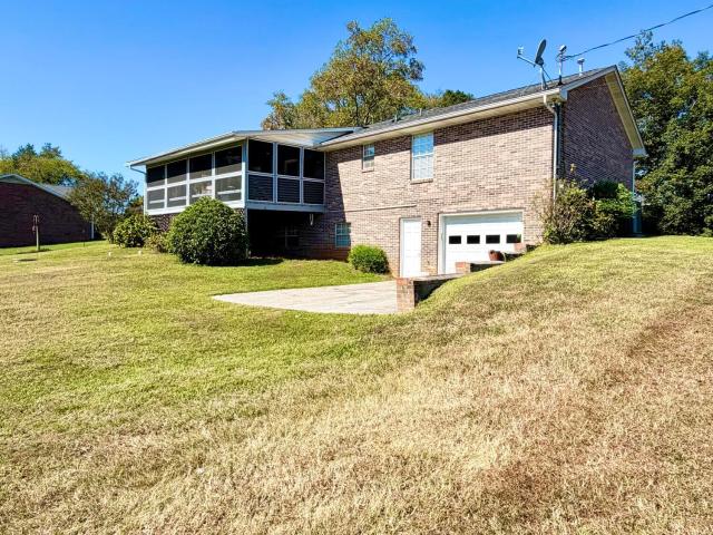 House for sale in Clinton, East Tennessee