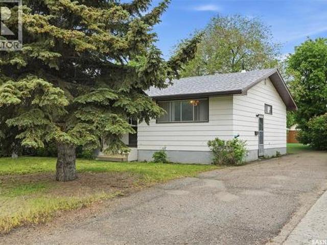 House for sale in Saskatoon, Saskatchewan