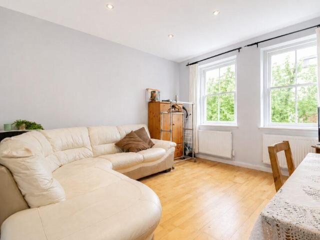 Apartment for rent in Southside, Scotland