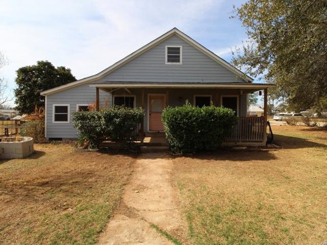 House for sale in Lytle, Texas