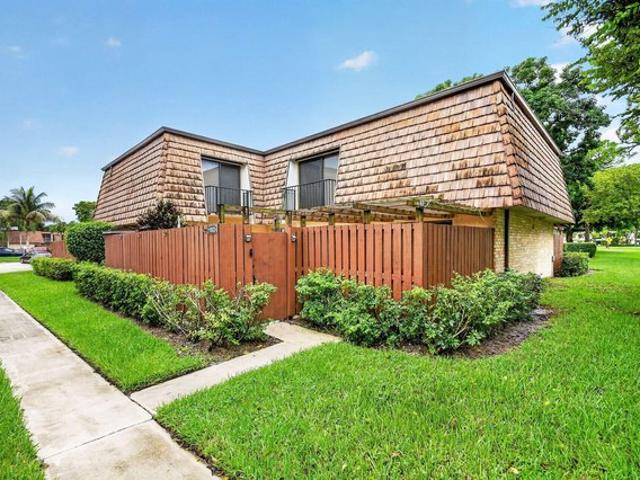Townhouse for sale in Greenacres, Palm Beach County