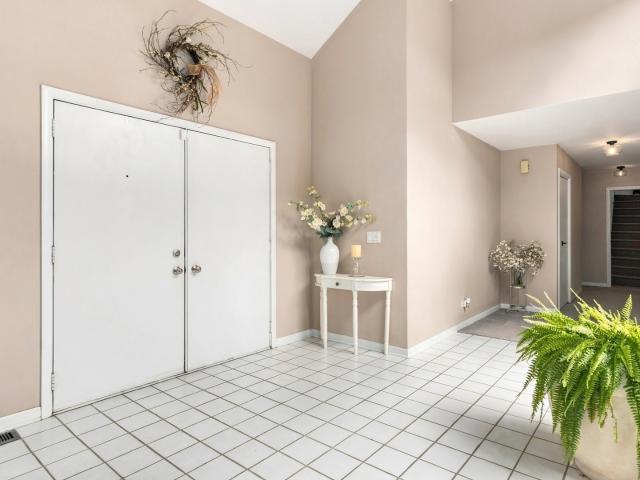 House for sale in Lisle, Illinois