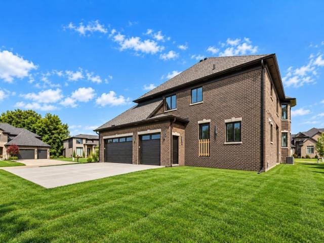 House for sale in Twin Lakes, Macomb Township