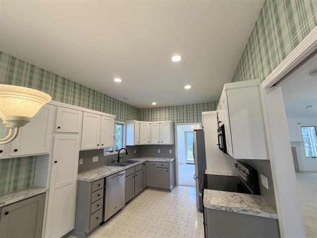 Condo for sale in Kentwood, Kent County