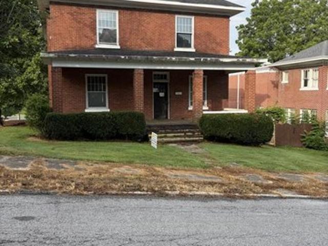 House for sale in Bluefield, West Virginia